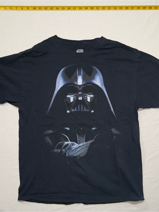 Star Wars Other - Star Wars Men’s Black Darth Vader Helmet Graphic Tee